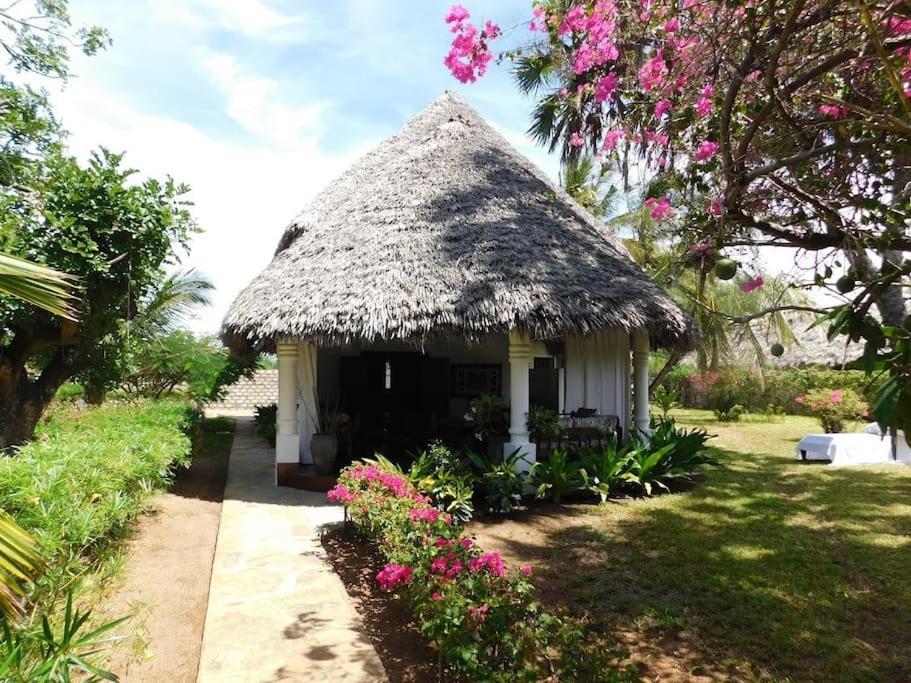 Holiday Home In Malindi Mambrui 외부 사진