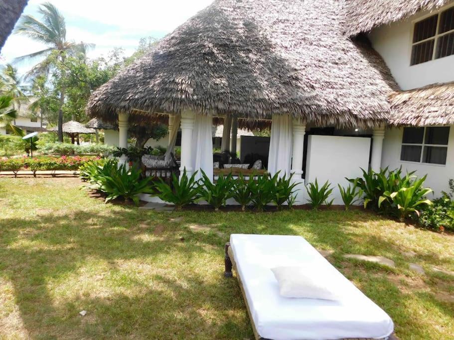 Holiday Home In Malindi Mambrui 외부 사진