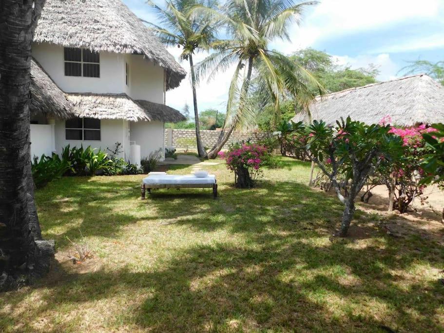 Holiday Home In Malindi Mambrui 외부 사진